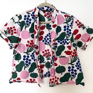 Marimekko x Uniqlo Fruits Shirt, Size Medium